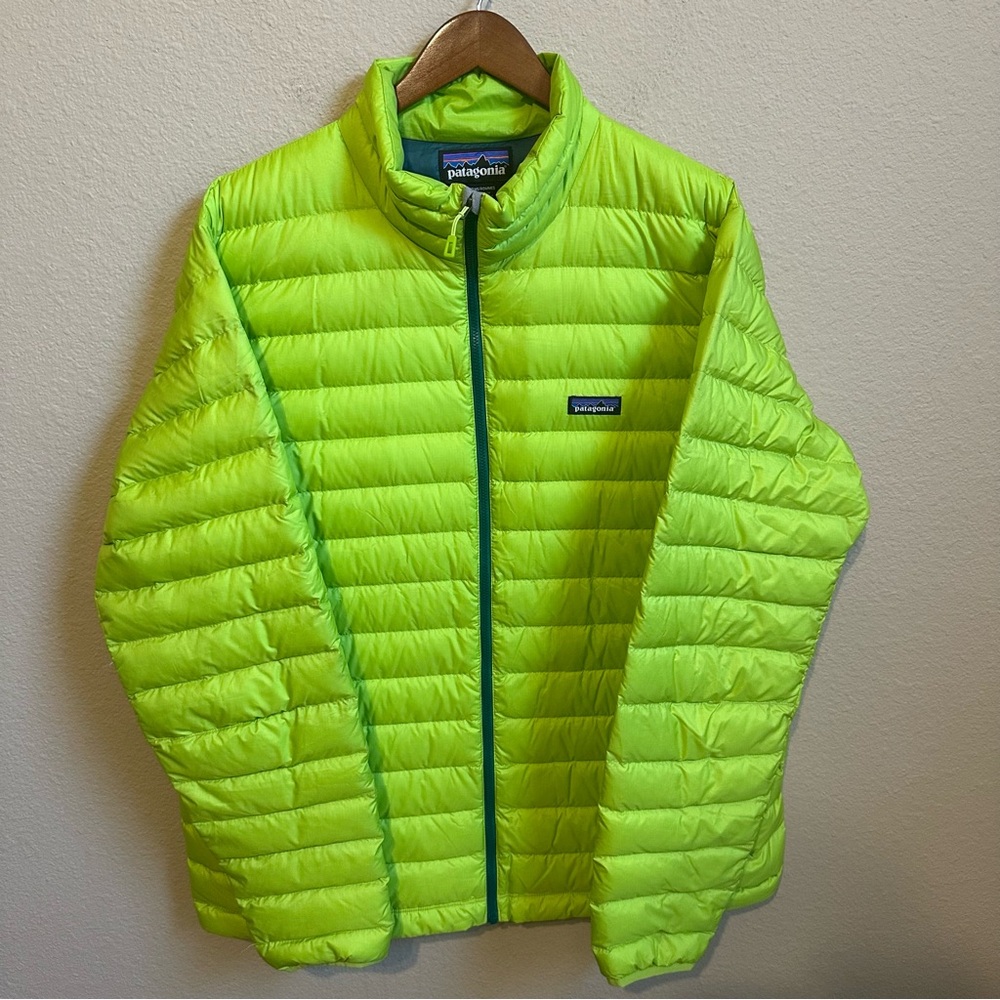 Patagonia Men’s Lime Green Full Zip Down Sweater Jacket